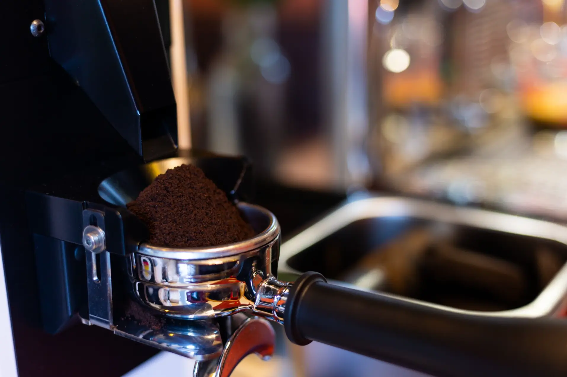 Edelstahl-Siebträger-Espressomaschine für frisch gemahlenen Kaffee